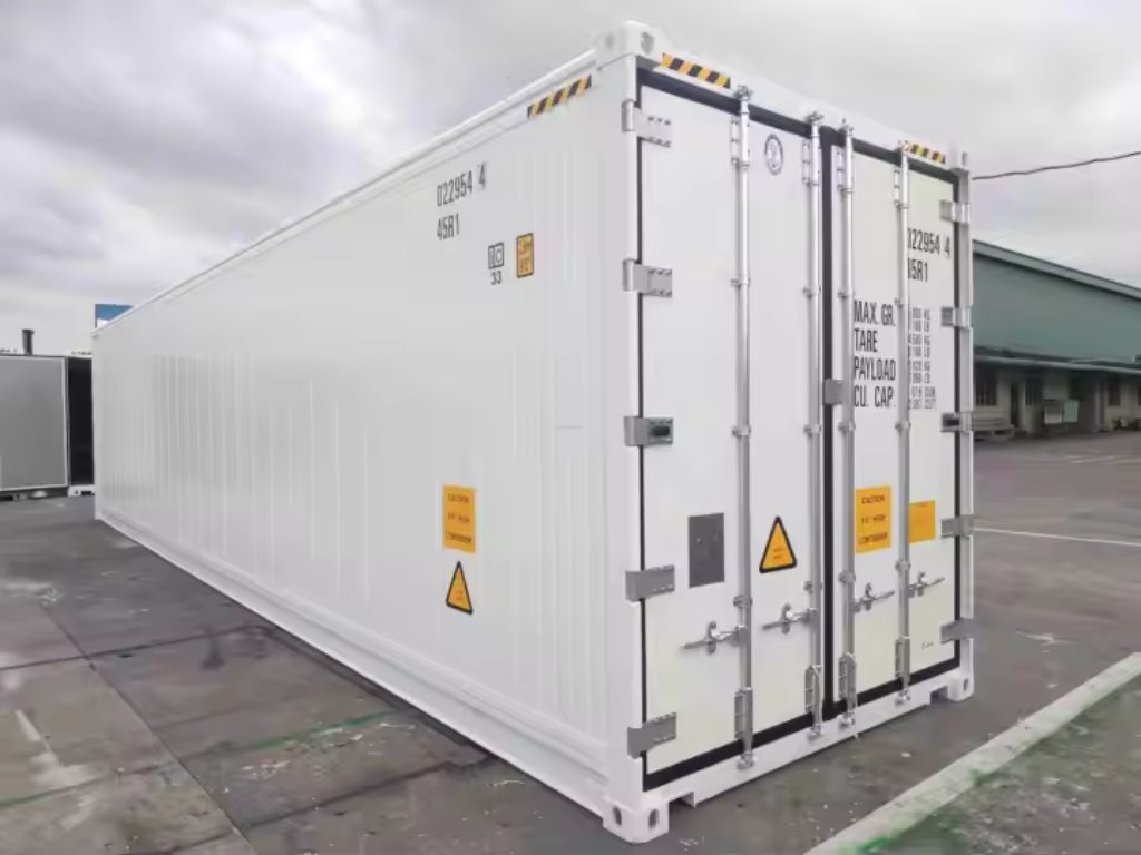 Contenitore-Refrigerato-40-Piedi-HC-–-Alta-Capacita-e-Prestazioni-5.jpg Conteneur Réfrigéré 40 Pieds HC (Neuf) – Thermo King Magnum Plus (-40°C / +30°C) – Image 1