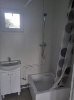 Container Sanitaire Vestiaire 6x2,9m – Double Entrée avec Douche et 2 WC – Isolation 100mm (Largeur Extra) – Image 3