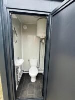 Container Sanitaire Double (WC + Douche) – Gris Anthracite RAL 7016 – Entrées Indépendantes – Image 4